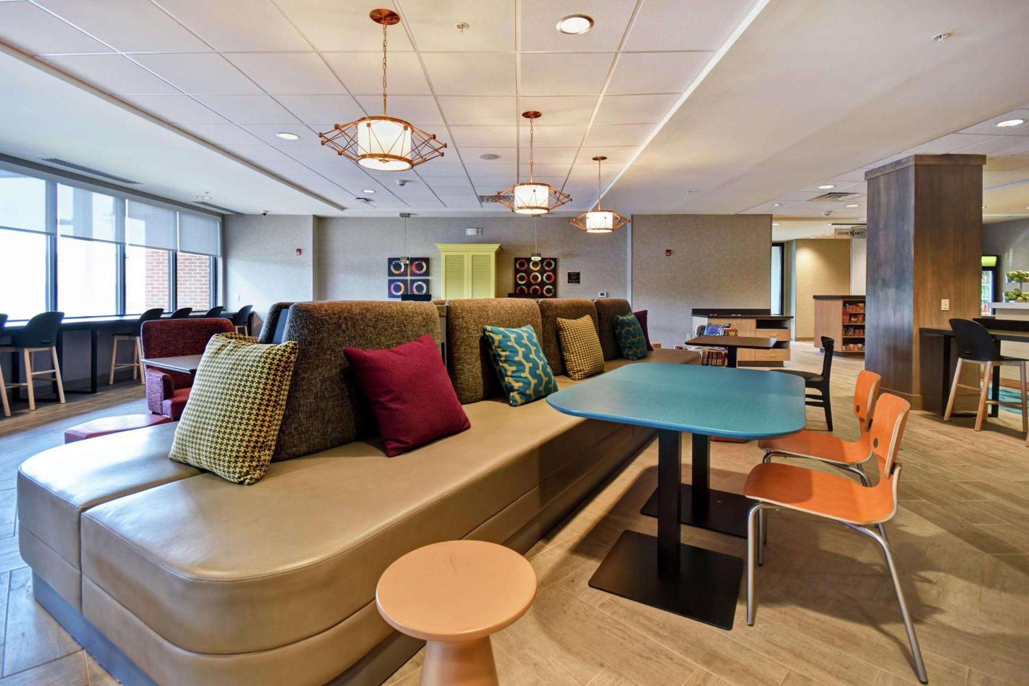Hotel Home2 By Hilton Buffalo